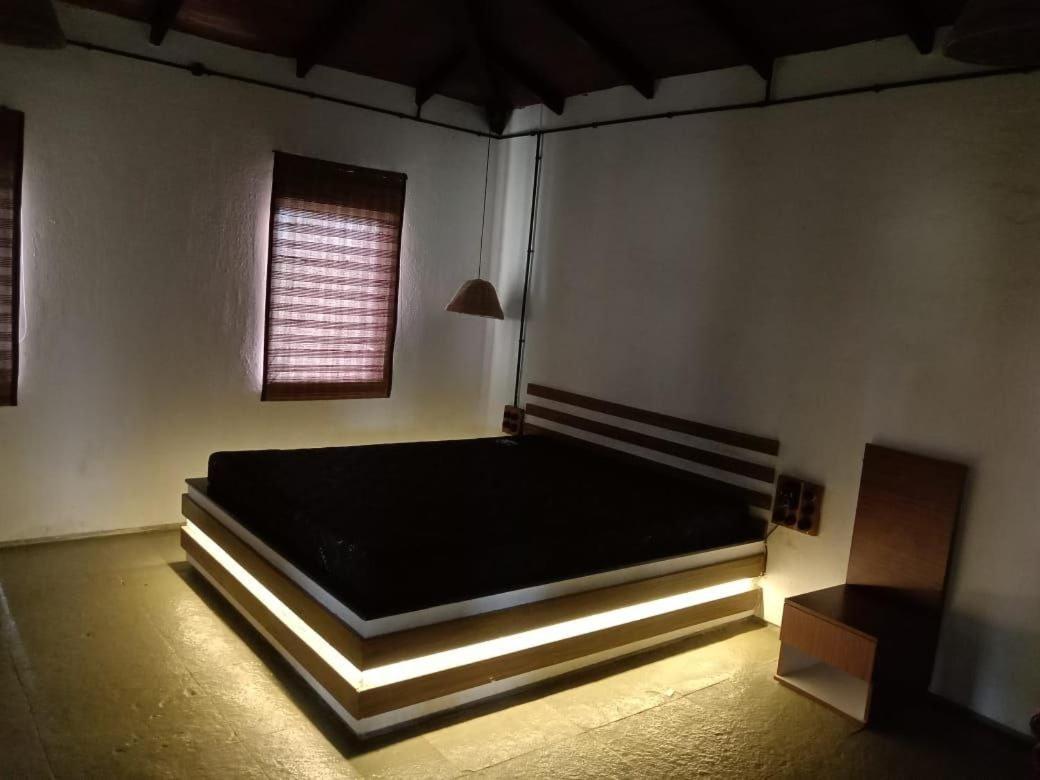 The Earth Farm Villa Nashik Exterior foto